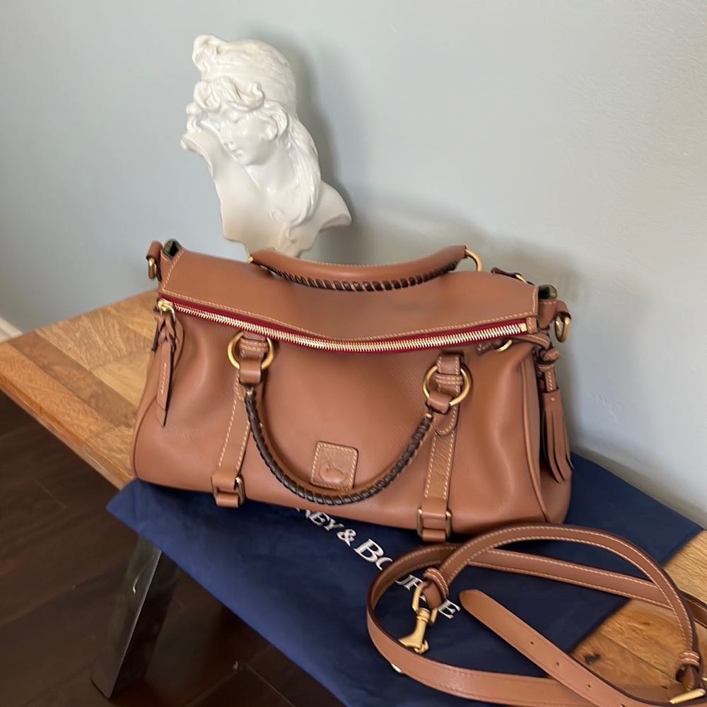 Dooney & Boorke Raleigh leather satchel - like New